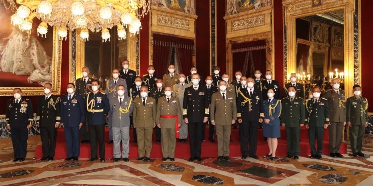 El Rey recibe al agregado militar de Ucrania y Batet visitará a los refugiados en Polonia