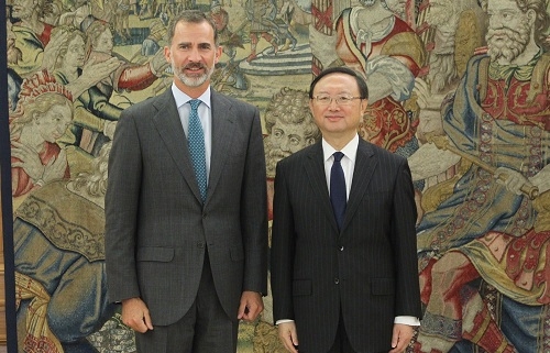 El Gobierno se vuelca con el arquitecto de la política exterior china