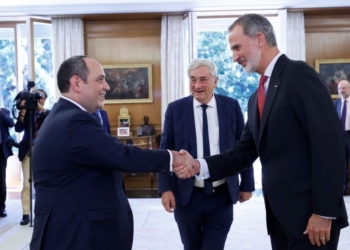 El Rey, Sánchez y Albares defienden la candidatura de Málaga a la Expo 27 ante la misión evaluadora