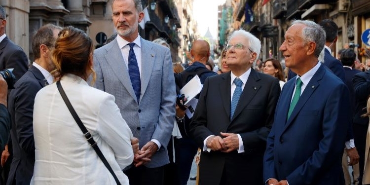 El Rey recorre Palermo junto a Mattarella y Rebelo de Sousa en la víspera de la Cumbre COTEC