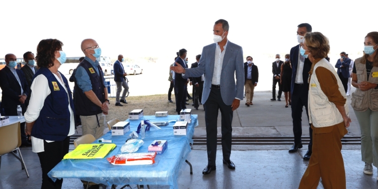 El Rey, durante su visita a las instalaciones de Torrejón, Foto: Casa Real
