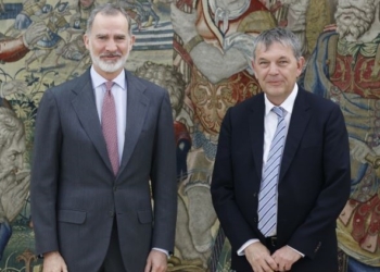 El Rey recibe al comisionado general de la UNRWA tras la ampliación de la ayuda española