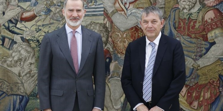 El Rey recibe al comisionado general de la UNRWA tras la ampliación de la ayuda española