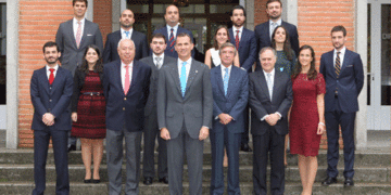 Exteriores contaba en mayo con 976 diplomáticos en activo