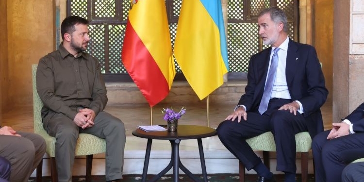 Zelenski consigue en Granada el apoyo unánime de los 50 líderes de la Comunidad Política Europea