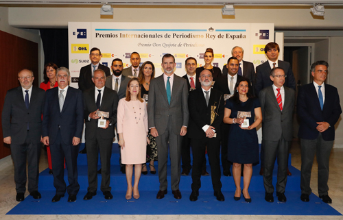 El Rey aboga por un periodismo profesional frente a las noticias falsas