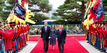 El Rey preside en Corea la firma de dos acuerdos sobre turismo y comercio e inversiones