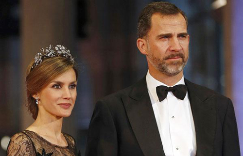 Londres ve difícil encontrar nueva fecha en 2016 para el viaje de los Reyes