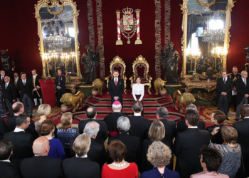 Los Reyes, ante los embajadores acreditados en España./ Foto: Casa de SM el Rey