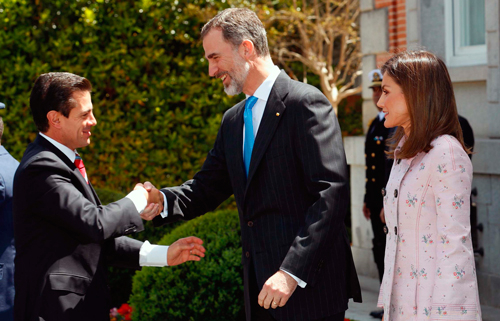 El Rey y Rajoy abordan con Peña Nieto la solidez de las relaciones bilaterales