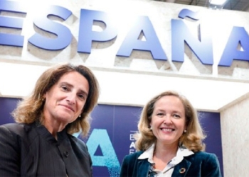 Calviño y Ribera expondrán los planes económicos del Gobierno a los inversores internacionales