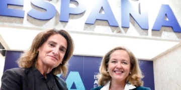 Calviño y Ribera expondrán los planes económicos del Gobierno a los inversores internacionales