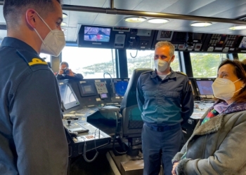 Robles confirma en Creta que los barcos ‘Blas de Lezo’, ‘Sella’ y ‘Meteoro’ no irán al Mar Negro