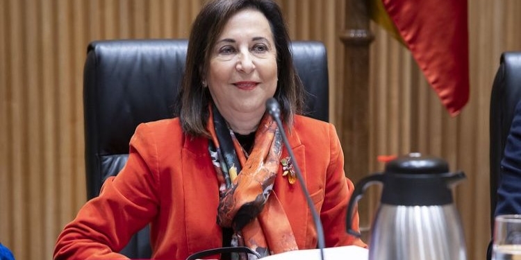 Robles en el Congreso: “España es el mayor contribuyente en misiones de la UE y el cuarto en la OTAN”