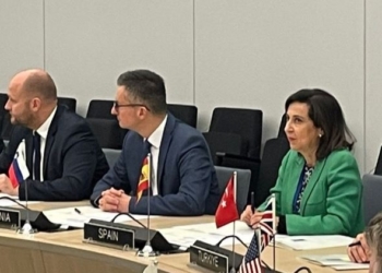 Robles defiende ante la OTAN la cooperación reforzada con la UE y el aumento de las inversiones