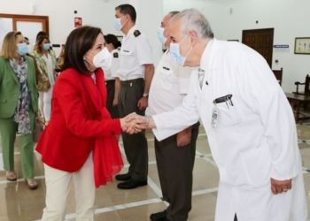 Robles visita en Zaragoza a los catorce heridos de guerra ucranianos atendidos en España