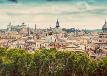 La OMT impulsa alianzas con el Gobierno italiano para fortalecer el turismo