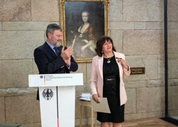 Wolfgang Dold y Rosa García, durante el acto.