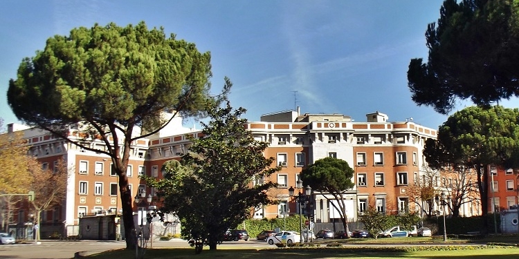 González Laya efectúa su primera visita a las obras del Marqués de Salamanca
