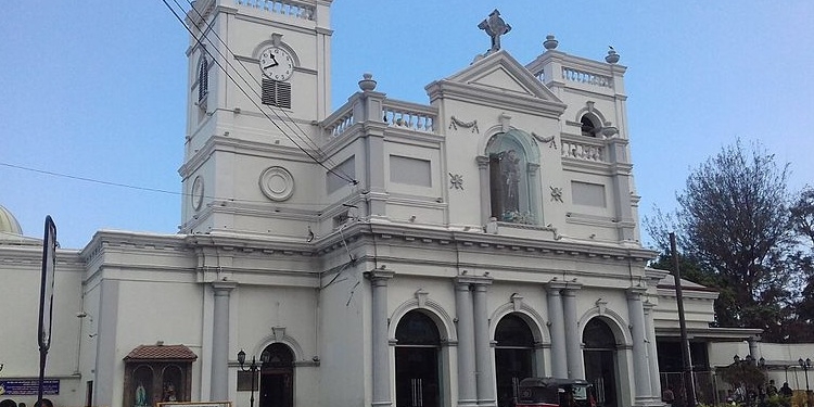 Exteriores recomienda evitar los viajes a Sri Lanka y condena los atentados