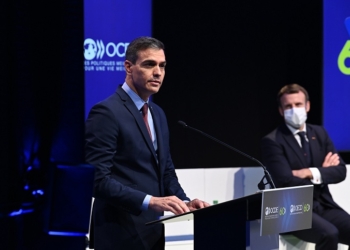 Sánchez anuncia un plan de movilidad internacional de la OCDE tras el COVID-19