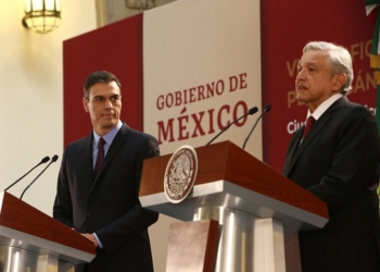 La actitud de López Obrador marca la primera visita de González Laya a México