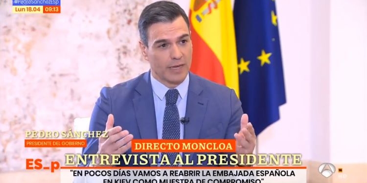 Sánchez planea viajar en un par de días a Ucrania para reunirse con Zelenski