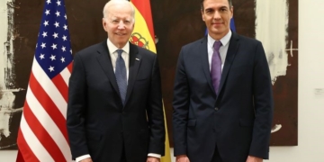 Biden y Sánchez aumentan de cuatro a seis el número de buques de guerra de EEUU en Rota