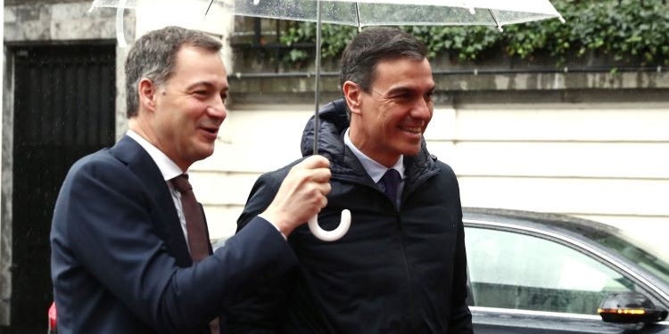 El presidente del Gobierno y De Croo coinciden en la necesidad de reformar el mercado eléctrico