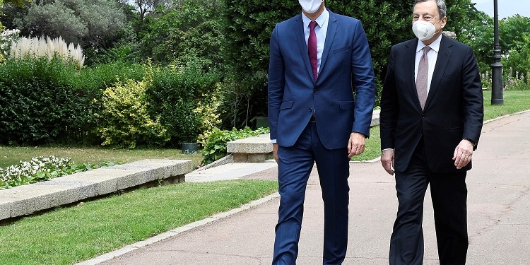 Sánchez y Draghi abordan posibles proyectos comunes en el marco de la recuperación