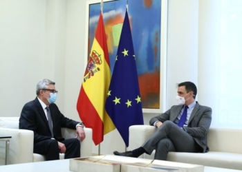 Sánchez traslada al embajador de Ucrania la “indignación” de España por la matanza de Bucha