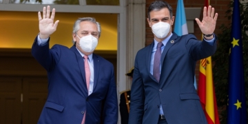 Sánchez anuncia junto a Alberto Fernández que viajará a Argentina los días 8 y 9 de junio