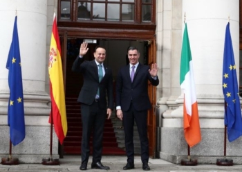 Sánchez se compromete en Dublín a agilizar el acuerdo de Windsor durante la Presidencia española