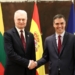 El presidente lituano traslada a Sánchez la necesidad de reforzar el flanco oriental de la OTAN