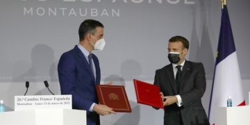 Entra en vigor el convenio de doble nacionalidad entre España y Francia, el primero con un país europeo