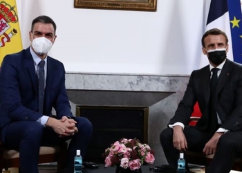 El Gobierno autoriza el Tratado de Amistad con Francia para su firma en la Cumbre bilateral mañana