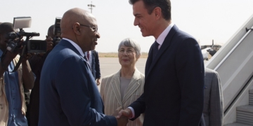 Sánchez ofrece en Bamako un plan de regreso a los inmigrantes malienses en España