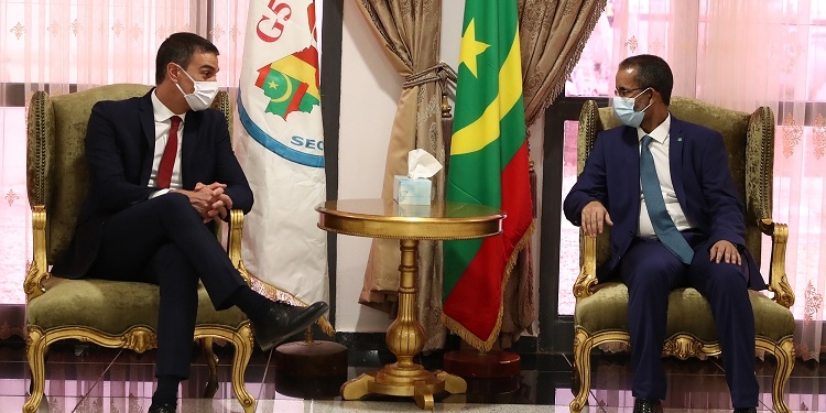 Sánchez viaja a Mauritania con equipos médicos y material sanitario frente al COVID-19
