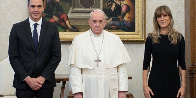 El Papa advierte a Pedro Sánchez de que las ideologías sectarizan