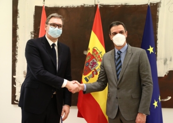 Sánchez traslada al presidente serbio su apoyo al “diálogo Belgrado-Pristina”