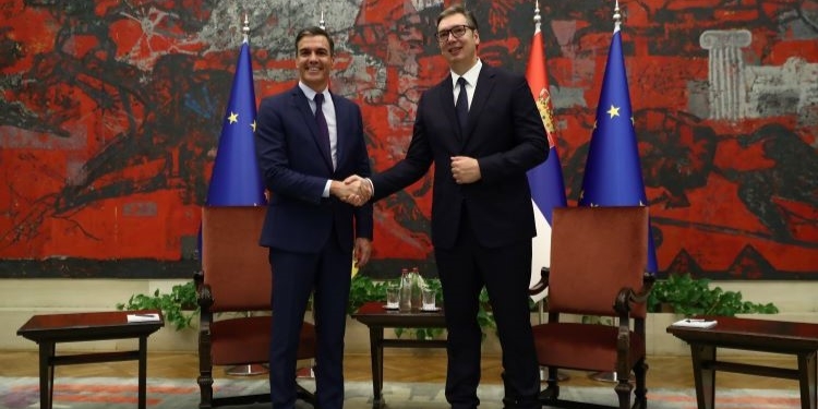 Sánchez apoya el diálogo en Kosovo pero “respetando la integridad territorial” de Serbia