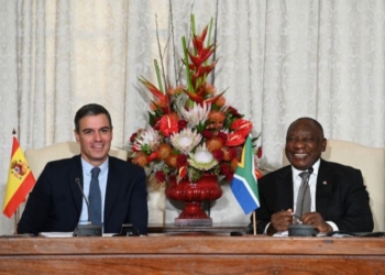 España se compromete en Sudáfrica a invertir en renovables, automoción y agroindustria