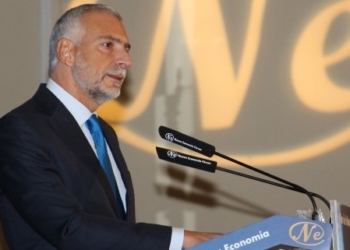 Sannino subraya el apoyo de Italia a la Constitución y las leyes españolas