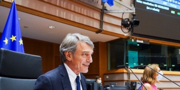 La Eurocámara da luz verde al fondo pero paraliza el presupuesto acordado en Bruselas