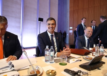 Sánchez reclama en Salzburgo un Frontex fuerte pero «flexible»