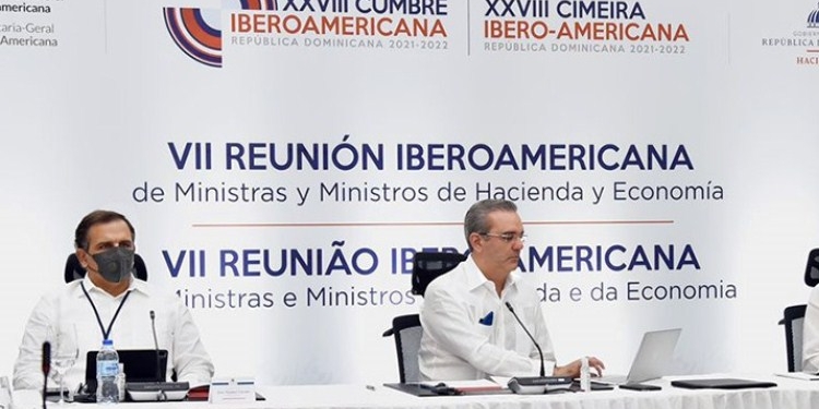 La comunidad iberoamericana denuncia el “acceso desigual” a financiamiento y vacunas