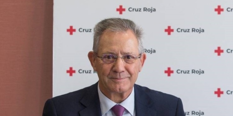 Exteriores concede la Gran Cruz del Mérito Civil al hasta ahora presidente de Cruz Roja Española
