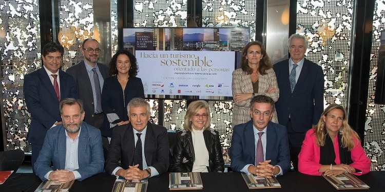 “España debe pasar del turismo tradicional al turismo de calidad procedente de Asia”