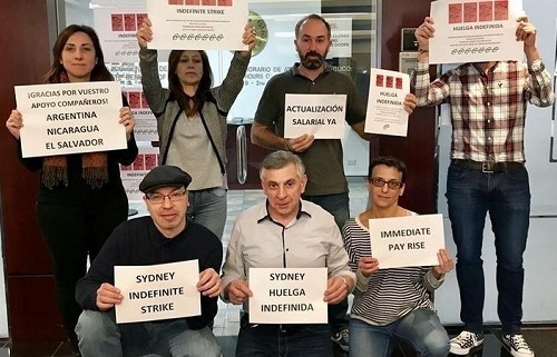 Los ocho trabajadores del Consulado de Sídney llegan a las tres semanas de huelga