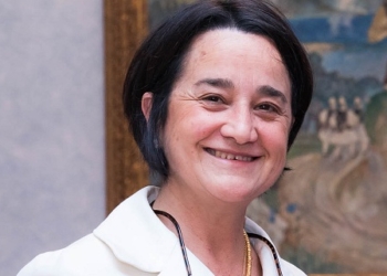 Silvia Cortés sustituye a Bugallo al frente de la Embajada en Ucrania